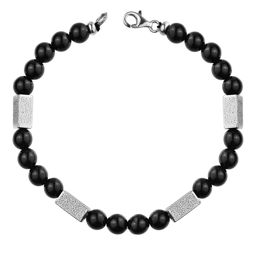 Handmade bracelet with onyx and rectangular elements made of silver 925°, tied with cord with clasp and silver hoops extension.