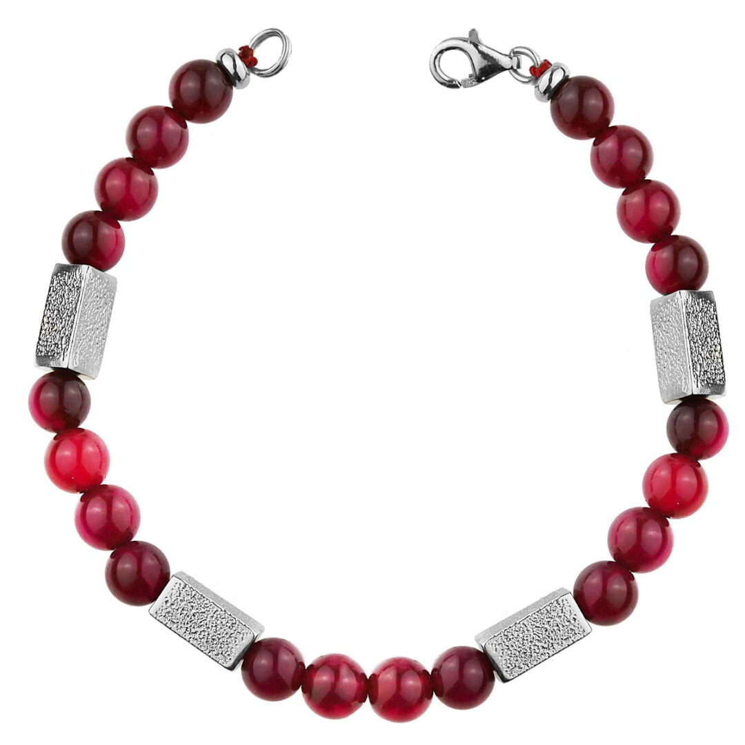Handmade bracelet with agate ruby and rectangular elements made of silver 925°, tied with a cord with clasp and silver hoops extension.