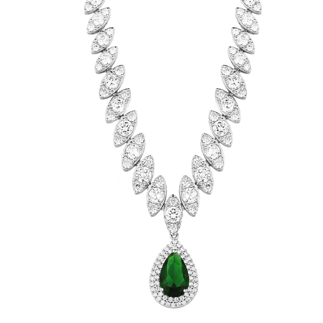 Vintage necklace with emerald teardrop rosette